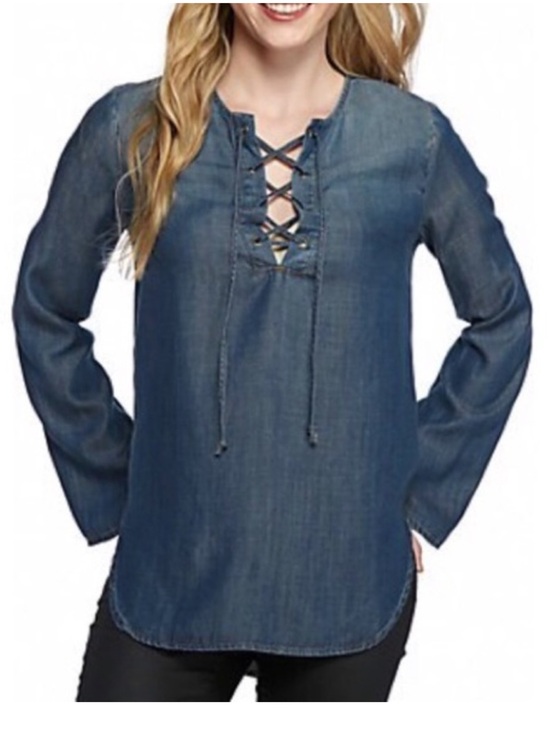 cloth & stone Tops - Anthropologie Cloth & Stone Chambray Denim Lace Up Tunic Sz M EUC